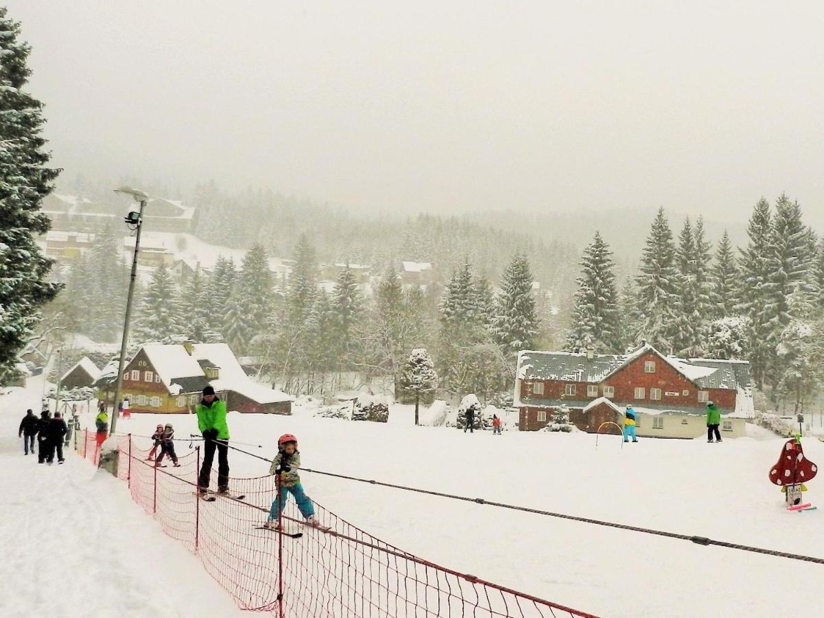 Hotel Chalupa U Beranu Harrachov Esterno foto