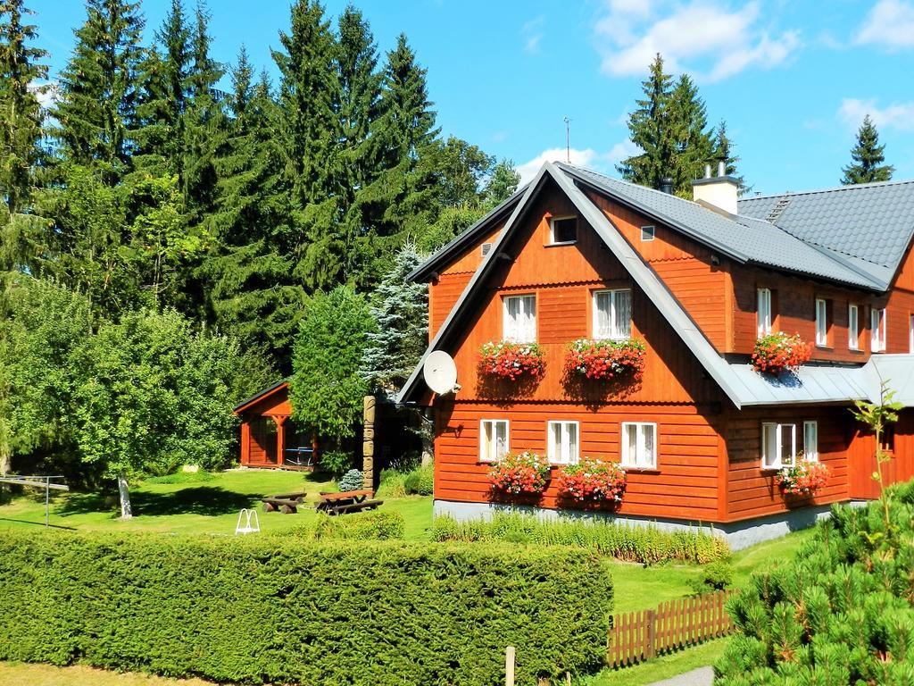 Hotel Chalupa U Beranu Harrachov Esterno foto