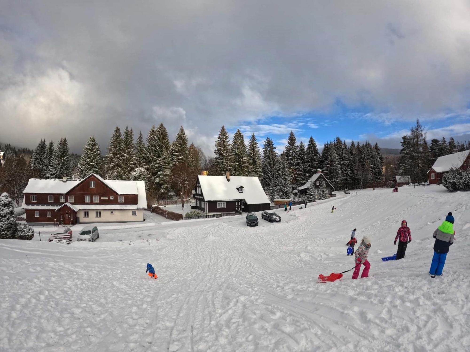 Hotel Chalupa U Beranu Harrachov Esterno foto