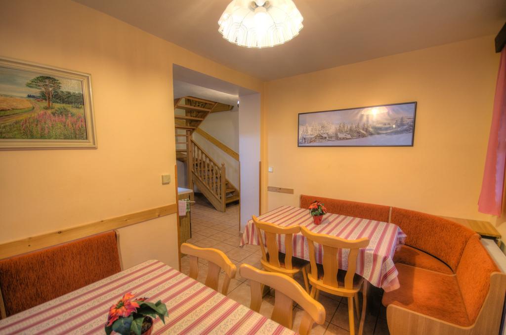 Hotel Chalupa U Beranu Harrachov Esterno foto