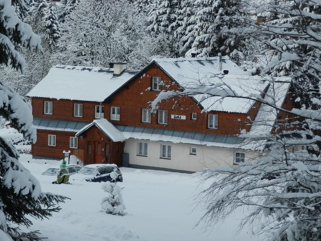 Hotel Chalupa U Beranu Harrachov Esterno foto